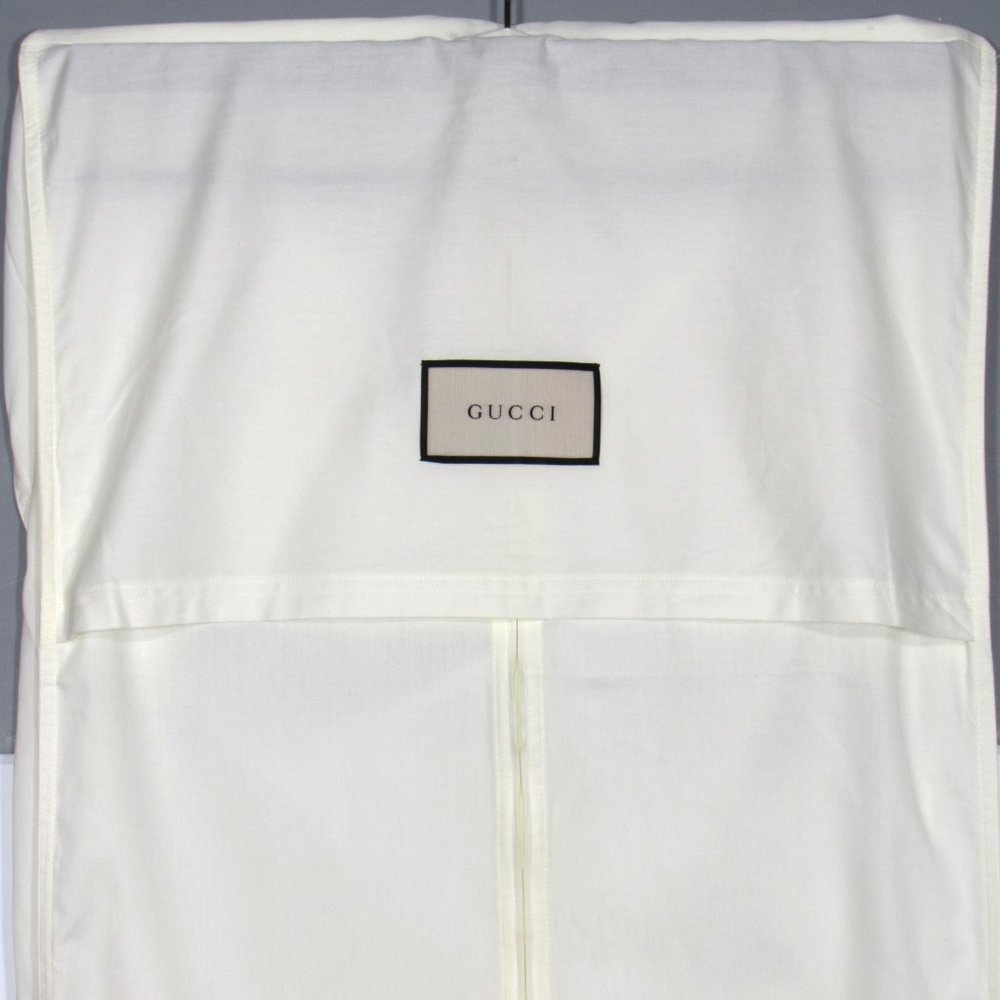 Gucci White Garment Bag for Elegant Storage - Picture 2 of 3